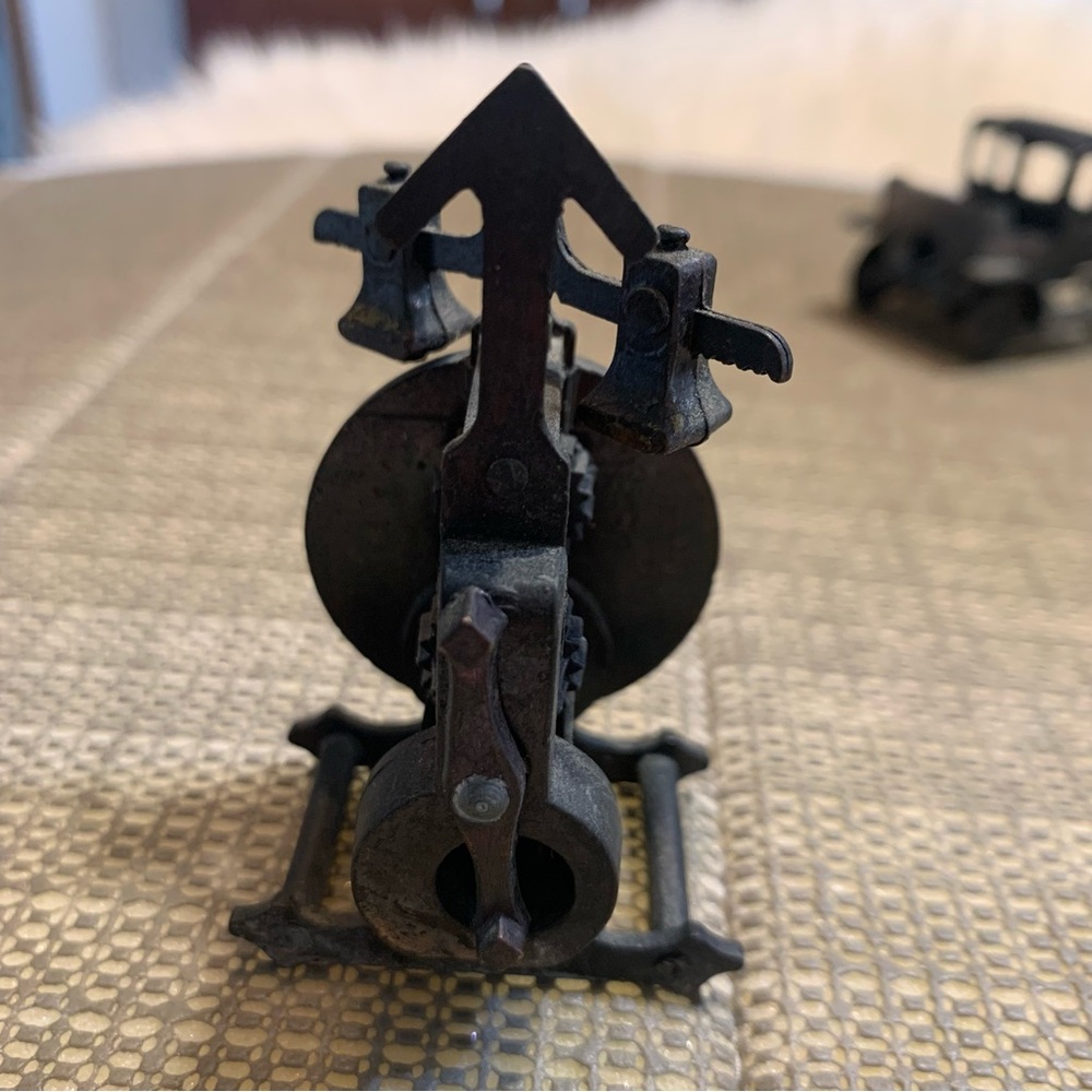 Vintage pencil sharpeners - Picture 5 of 12